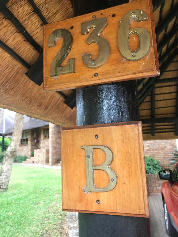 Phala Chalet No 236b Hazyview Bagian luar foto